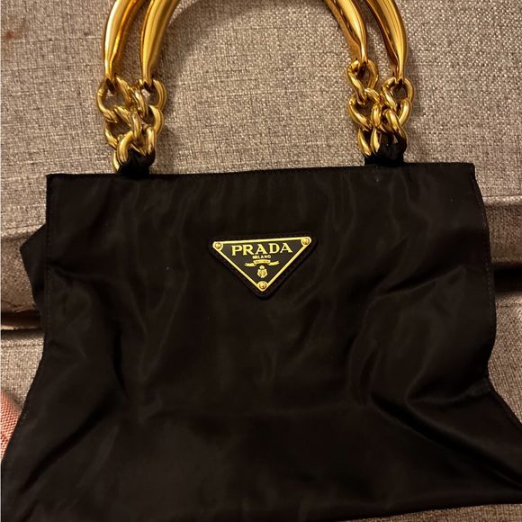 Prada bag - Picture 9 of 14